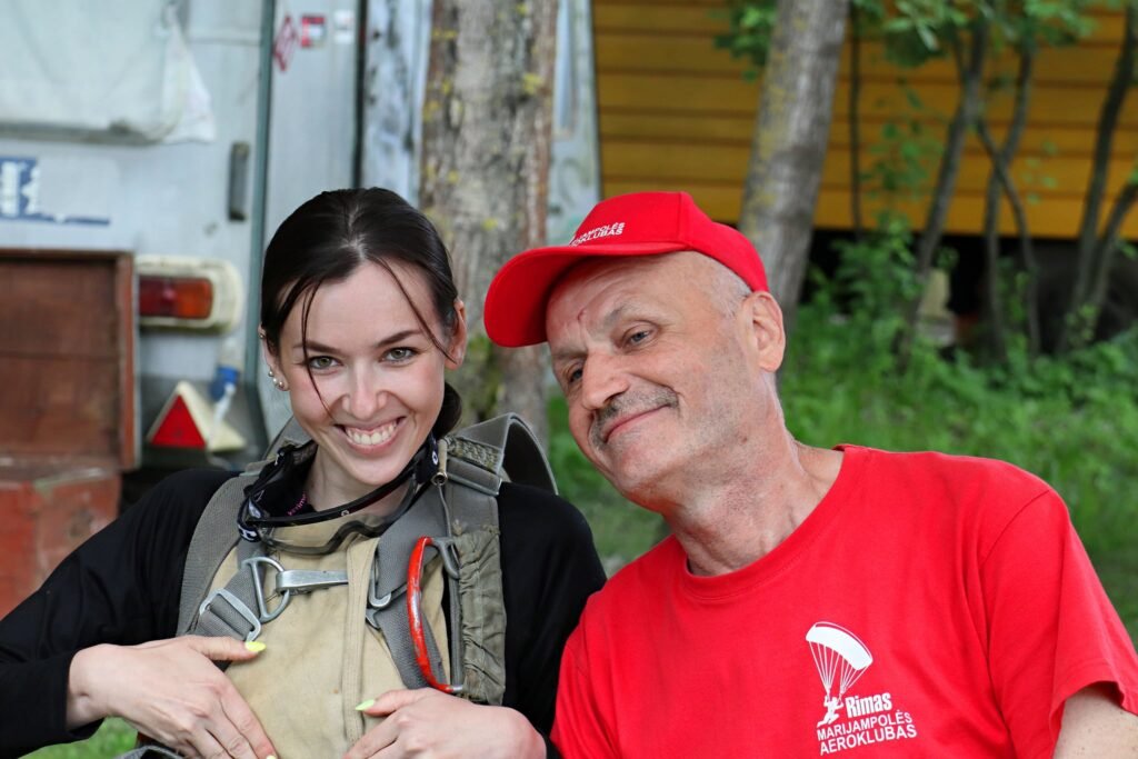 marizone.lt Marijampolės aeroklubas. Skydiving, &scaron;uoliai para&scaron;iutu 2021 metai